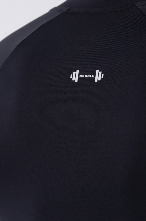 Nebbia Functional T-shirt with long sleeves "Active" 328 black