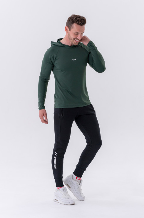 Nebbia Long-sleeve T-shirt with a hoodie 330 dark green